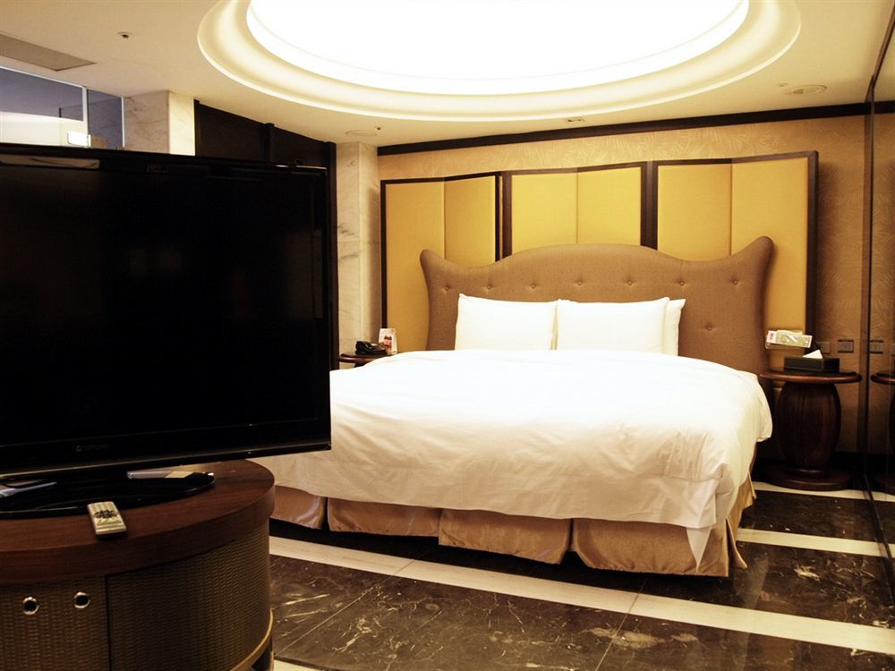 Burgary Hotel Taipei Exterior photo
